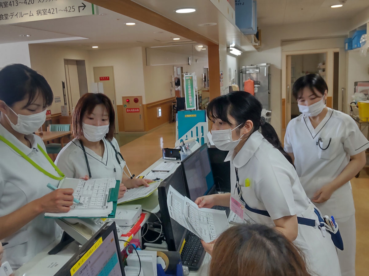 看護の様子イメージ1